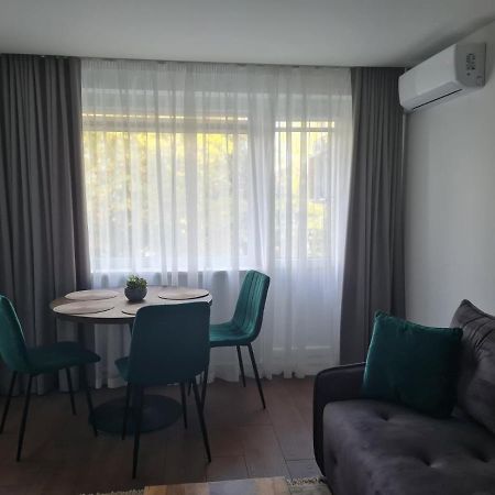 Talsa 1-Bedroom Apartment In City Center Siauliai Exterior photo